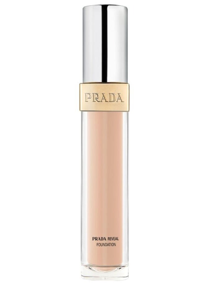 Prada Reveal Skin-Optimizing Refillable Soft Matte Foundation LN25 30ml – Long-Wear Natural Finish - Image 1