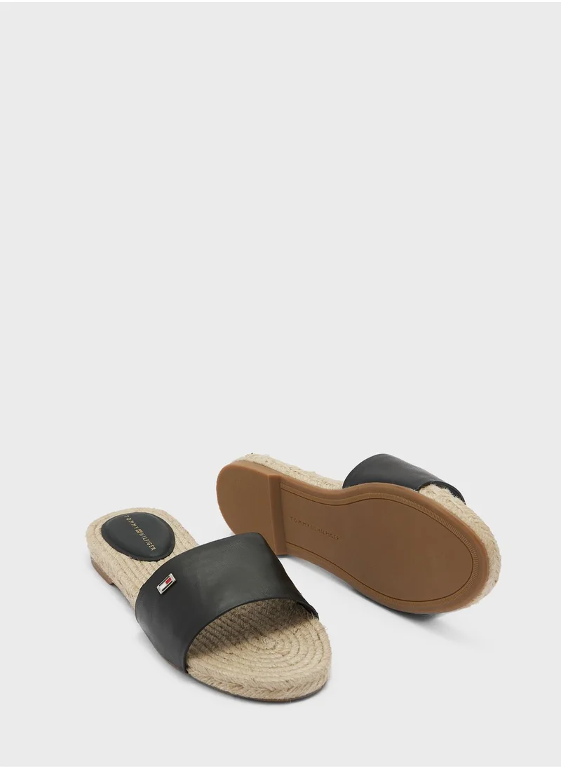 TOMMY HILFIGER Simple Flat Sandals