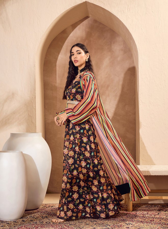 ساسافراس طقم كروب توب بنقشة زهور سوداء مع تنورة أناركالي وشال ساسافراس - Image 5