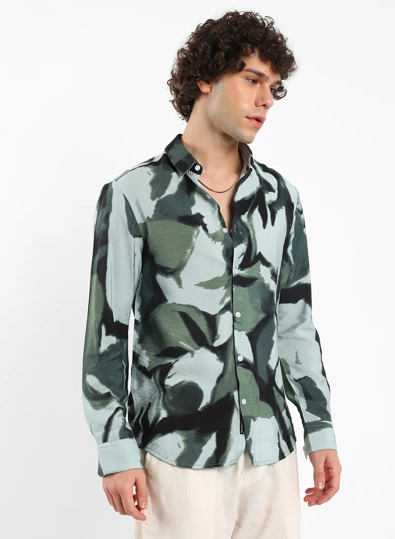 Campus Sutra Men's Emerald Green & Icy Blue Dark-Base Abstract Shirt