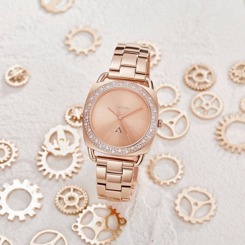 ترندا ساعة نسائية من TRNDA بهيكل من الفولاذ المقاوم للصدأ باللون الوردي الذهبي وسوار من الفولاذ المقاوم للصدأ باللون الوردي الذهبي - Image 5