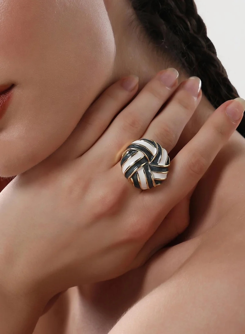 SOHI Candy Swirl Adjustable Statement Artificial Finger Ring Jewellery