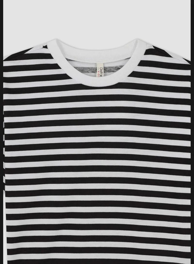 ديفاكتو Regular Fit Short Sleeve Striped T-Shirt