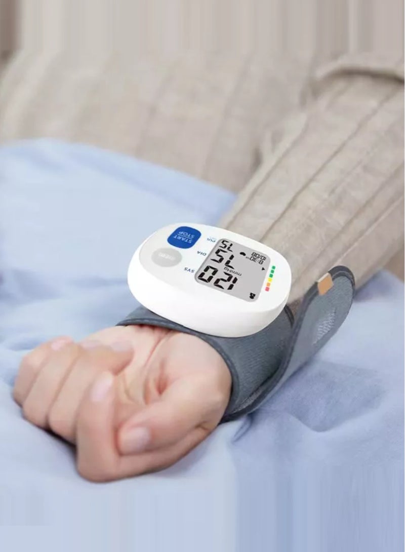 KBM WK-J11 Wrist Blood Pressure Monitor - Image 3