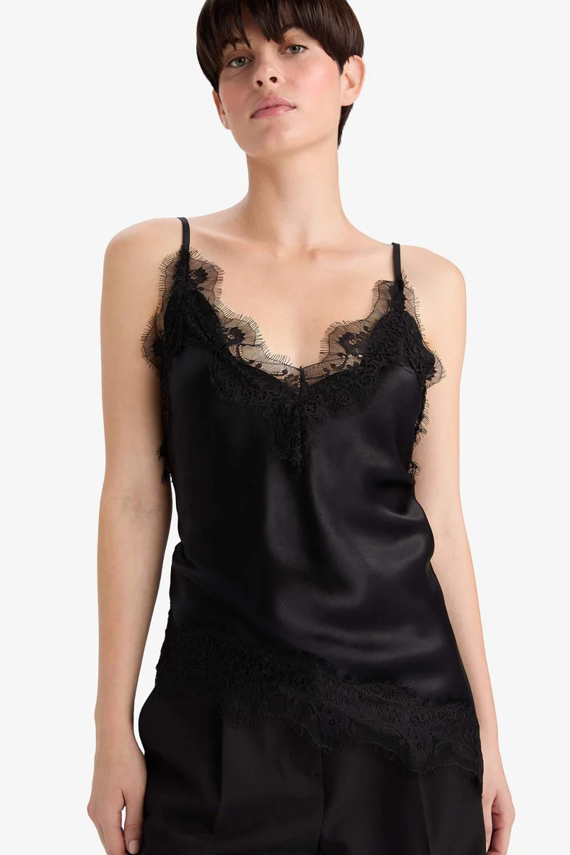 DeFacto Regular Fit V Neck Lace Detail Satin Thin Strappy Blouse