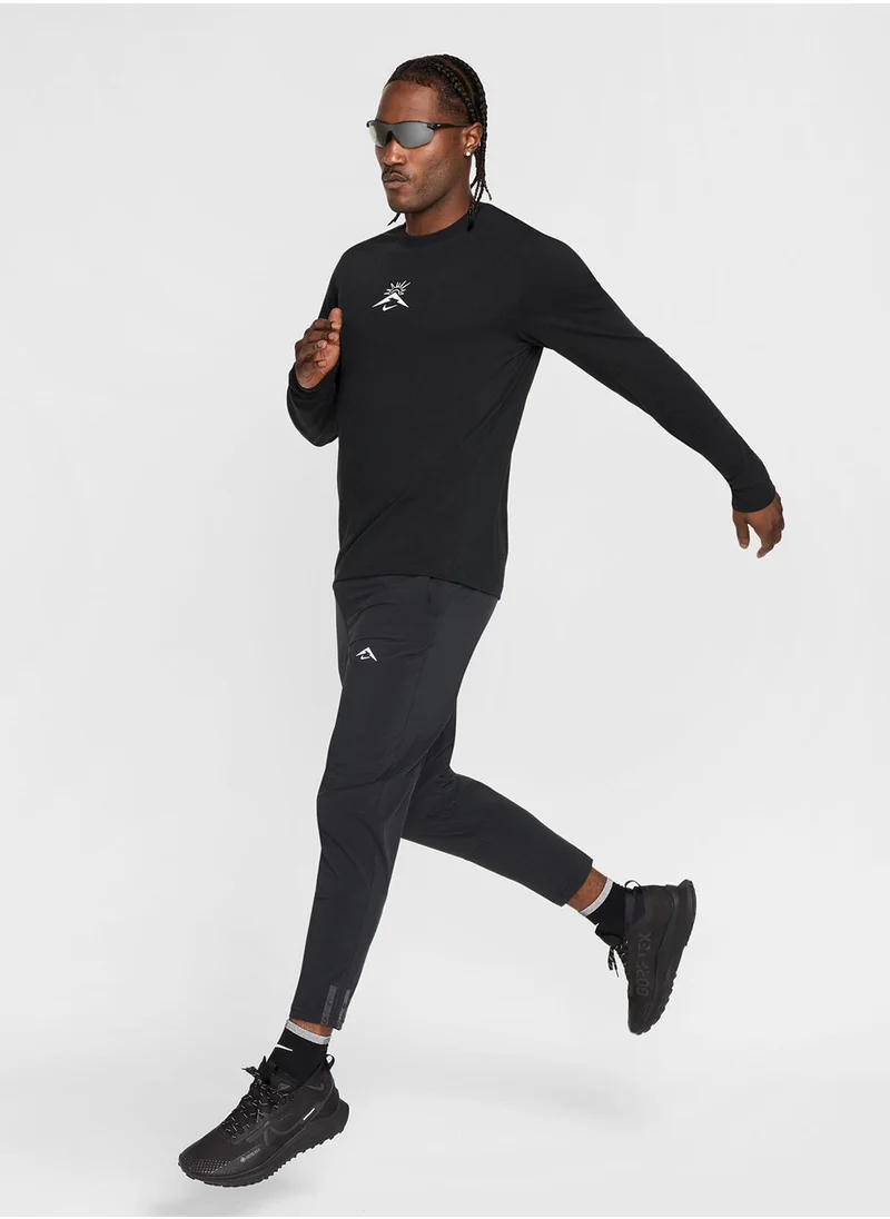 Nike Dri-Fit Trail Seasonal T-Shirt