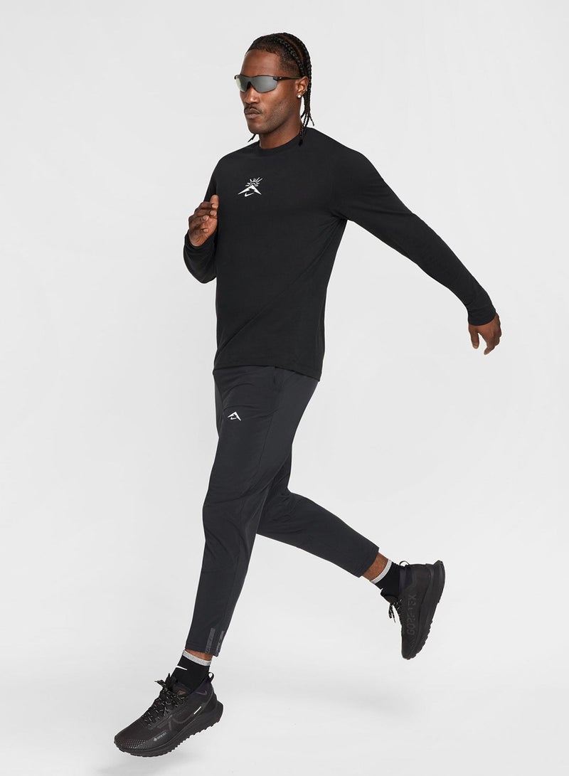 Nike Dri-Fit Trail Seasonal T-Shirt - Image 4