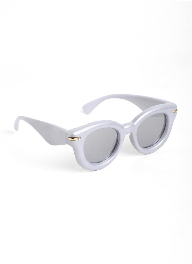 The Pillow Wayfarer Sunglasses - Cloud Grey - pzsku/ZE2E2E19509F72BF3C238Z/45/_/1741336752/a5a2d98d-4a0a-4079-807b-fe367a9f0134