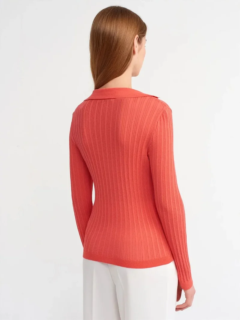 ديلفين DILVIN Slim-fit Ribbed Knit Polo Blouse