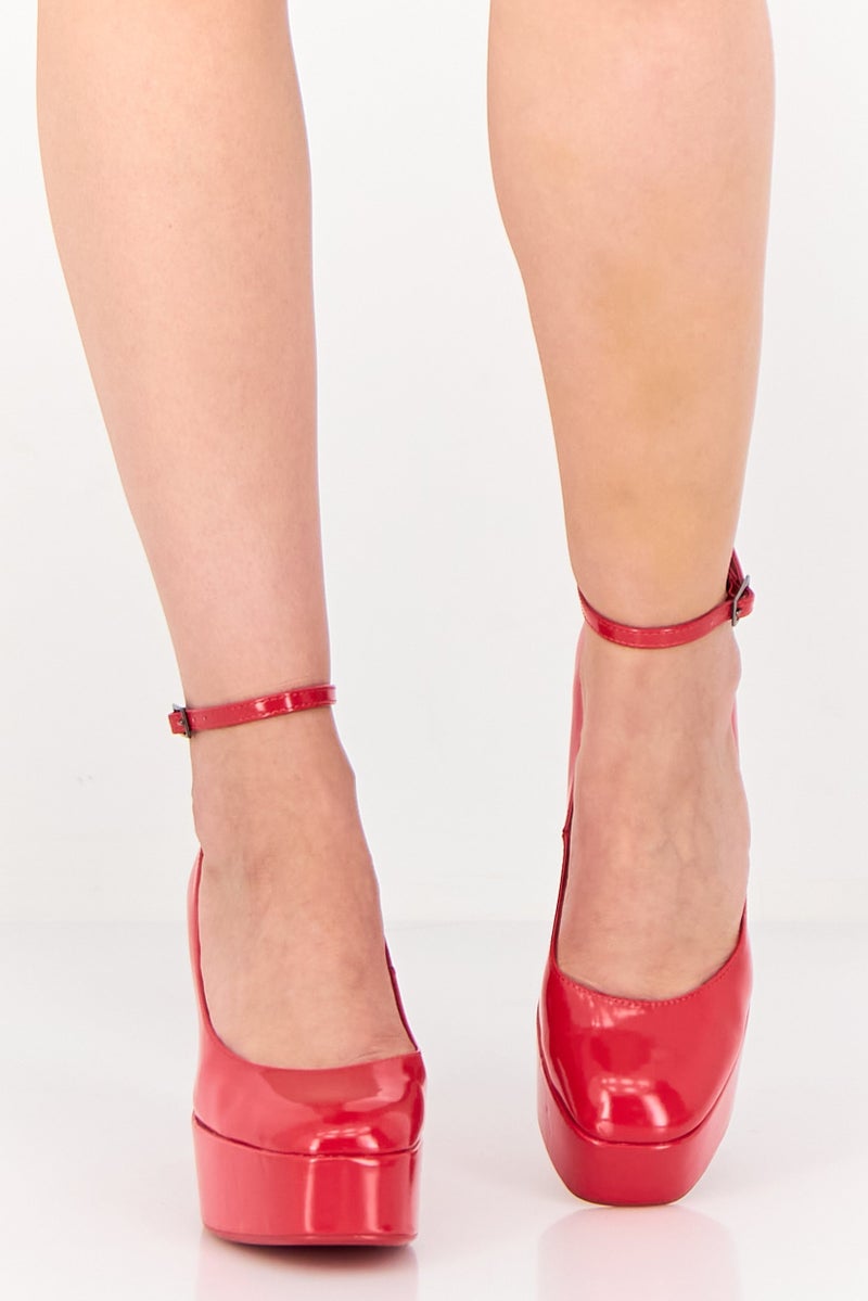 Bershka Women Slip On Pumps, Red - Image 1