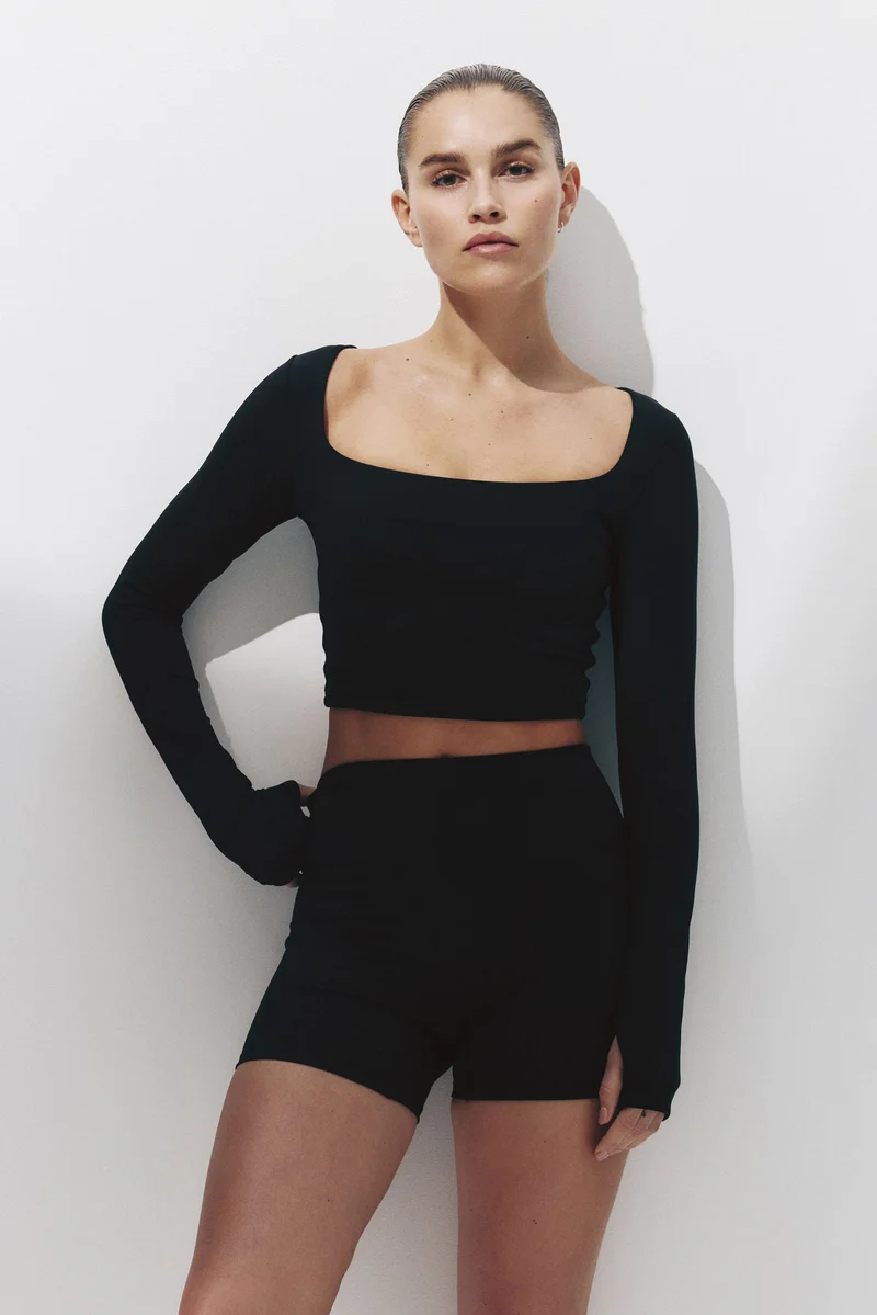 H&M Sports cycling shorts with SculptMove™