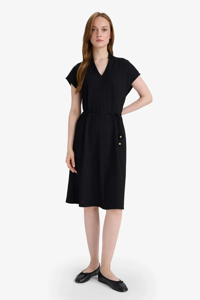 ديفاكتو Regular Fit V Neck Sleeveless Black Midi Dress