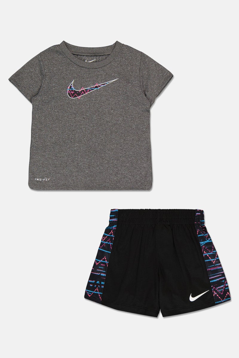 Nike Toddlers Girl 2 Pieces Brand Logo Outdoor T-Shirt With Shorts Set, Multicolor - Image 2