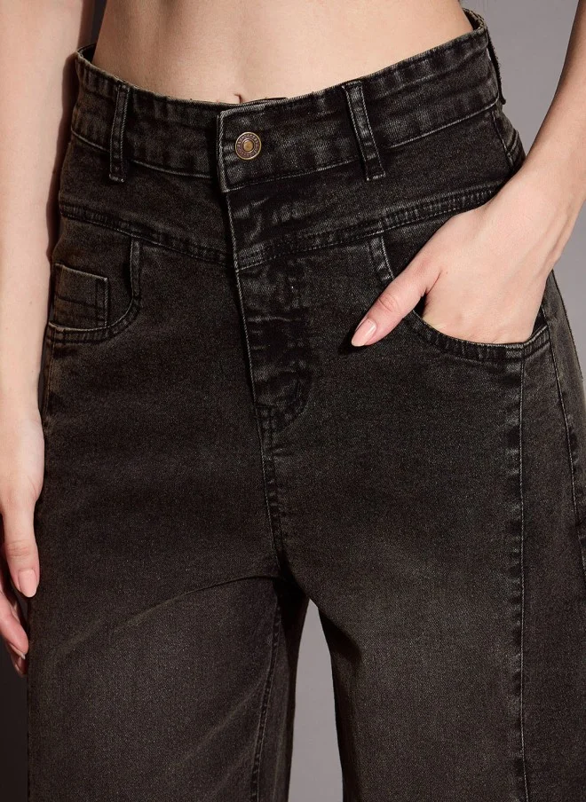 SASSAFRAS Comfort Straight Fit High-Rise Stretchable Jeans for Women