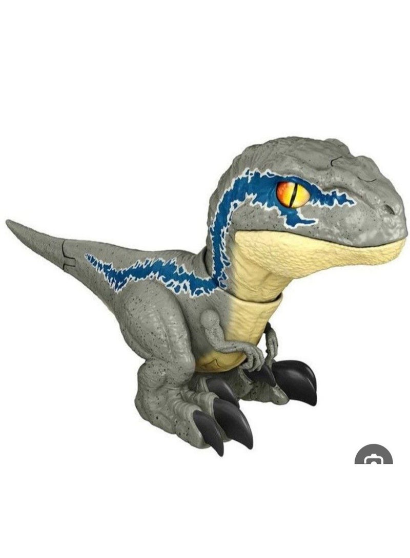 Jurassic World Dominion Uncaged Rowdy Roars – Velociraptor "Beta" with Action and Sound! It emits awesome roaring sounds and interacts with touch, fostering imagination and engagement and exciting children about the world of dinosaurs.  The perfect gift for Jurassic World fans ages 4 and up! - Image 2