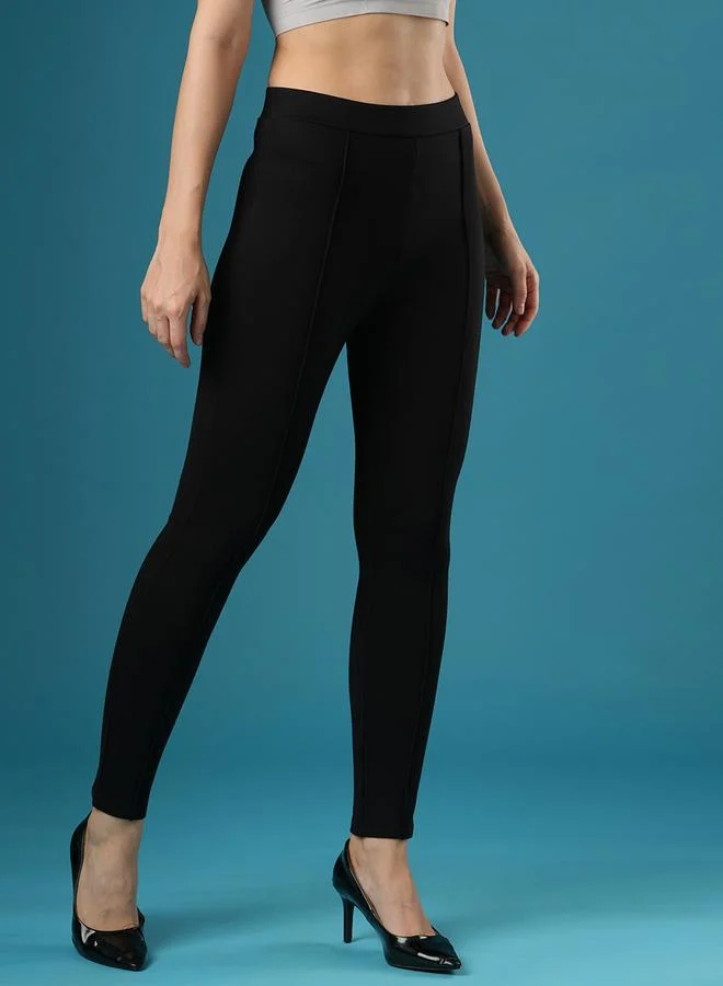 جلو باص بنطال تريقنز أسود مطاطي بقصة ضيقة للعمل