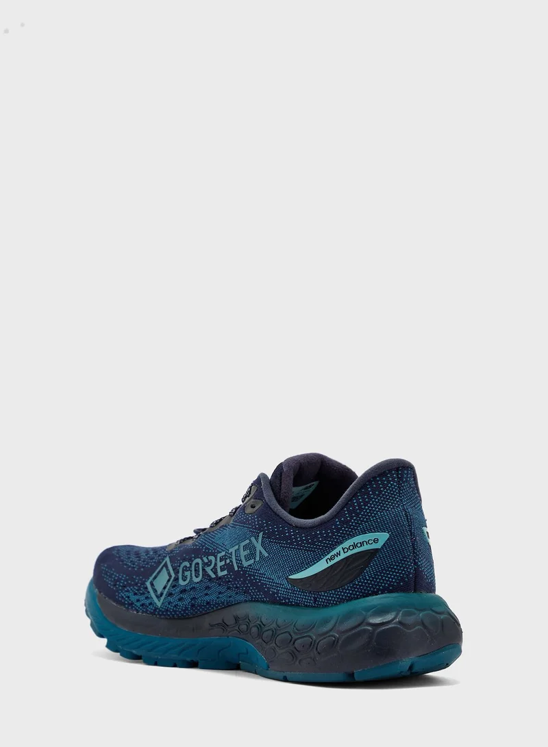 New Balance 880 trainers
