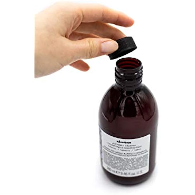 Davines ALCHEMIC TOBACCO SHAMPOO FOR UNISEX - 8.45 OZ - Image 3