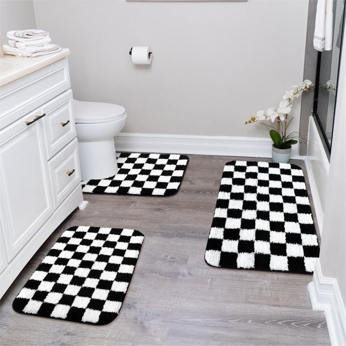 BATHROOM RUGS SET 3 PIECE BLACK AND WHITE CHECKERED BATH MAT SET NON SLIP MACHINE WASHABLE SOFT PLUSH MICROFIBER BATHROOM MAT WITH U SHAPED TOILET FOR TUB SHOWER