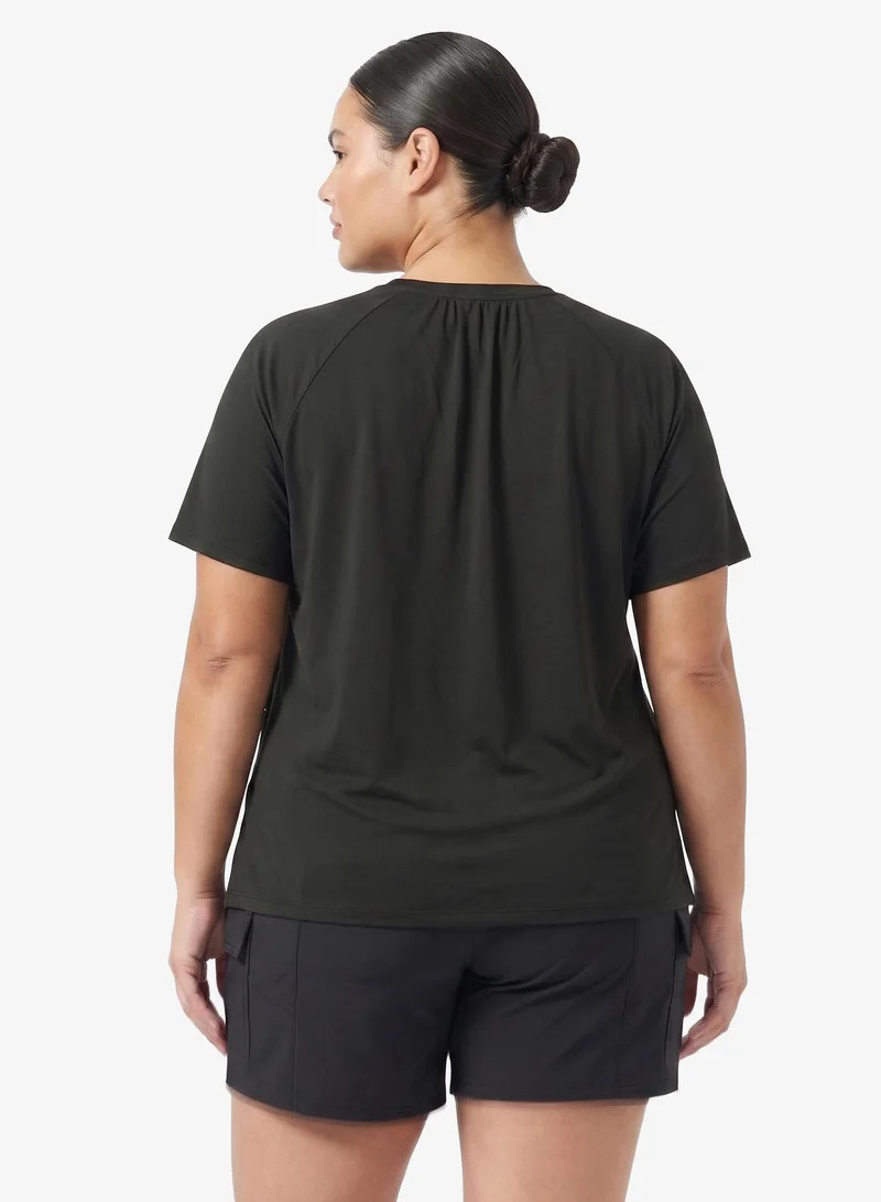 FRWD FRWD Plus Soft Touch Seamless Assymetric T-shirt