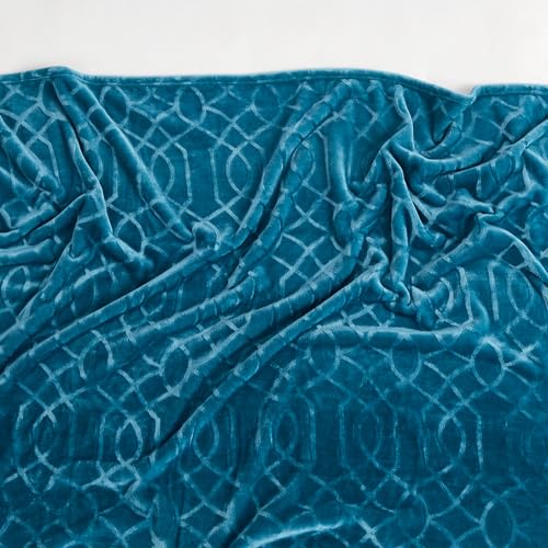 Serenhom Soft Cozy Fleece Queen Size Blanket, 90x90 Inches – Lightweight Plush Blanket for Bed, Fuzzy 3D Jacquard Design - Teal - Image 4