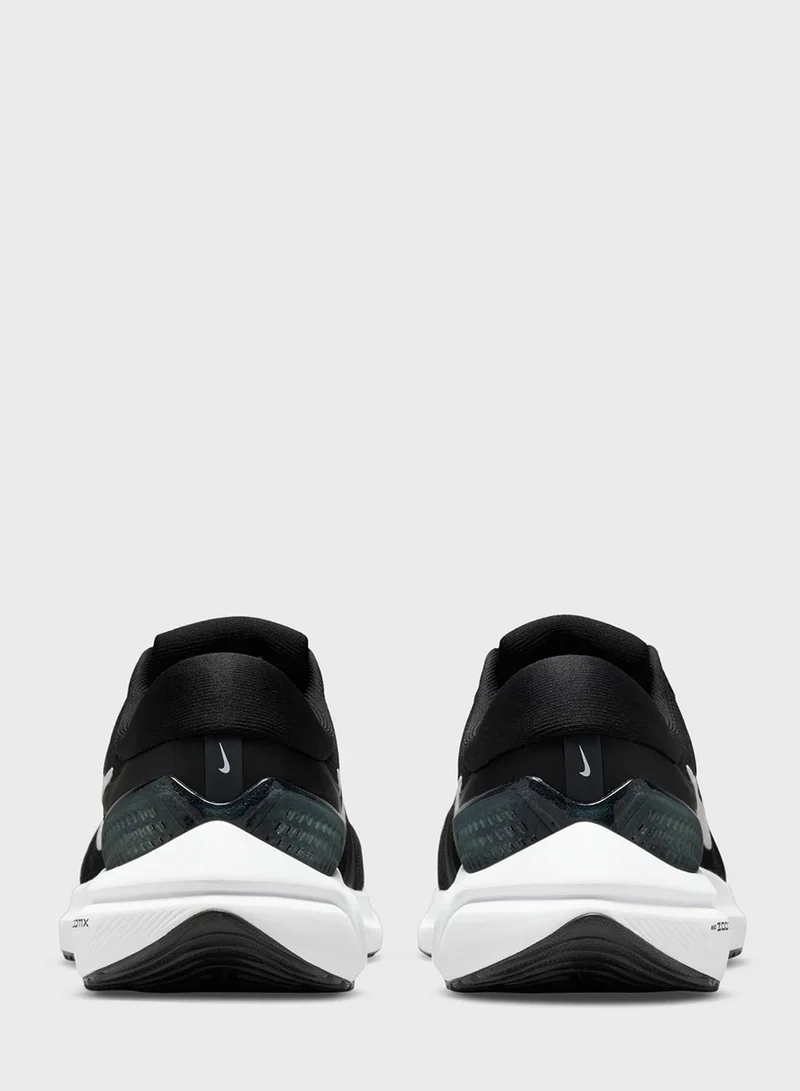 Nike Air Zoom Vomero 16