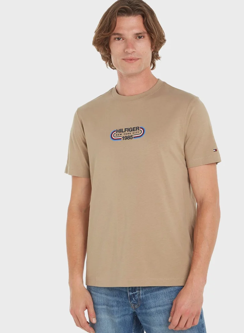 TOMMY HILFIGER Track Graphic T-Shirt
