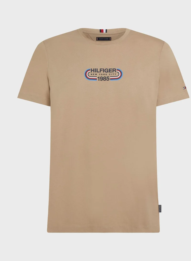 TOMMY HILFIGER Track Graphic T-Shirt