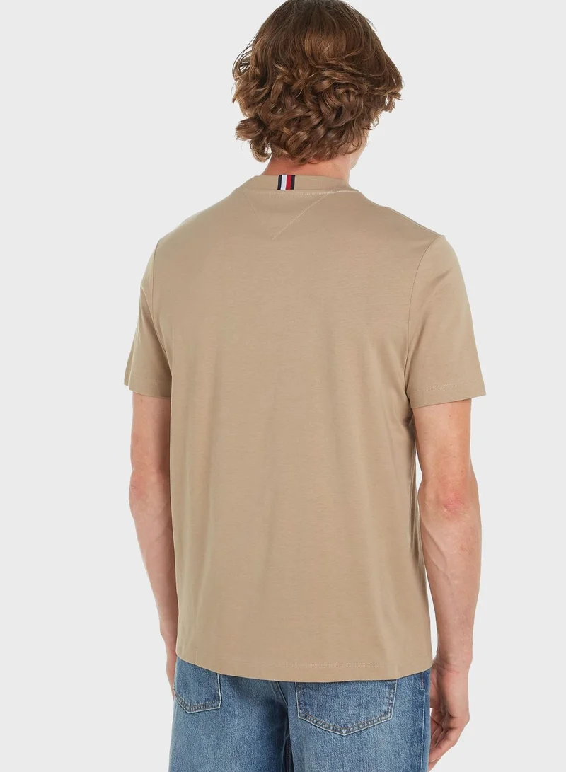 TOMMY HILFIGER Track Graphic T-Shirt