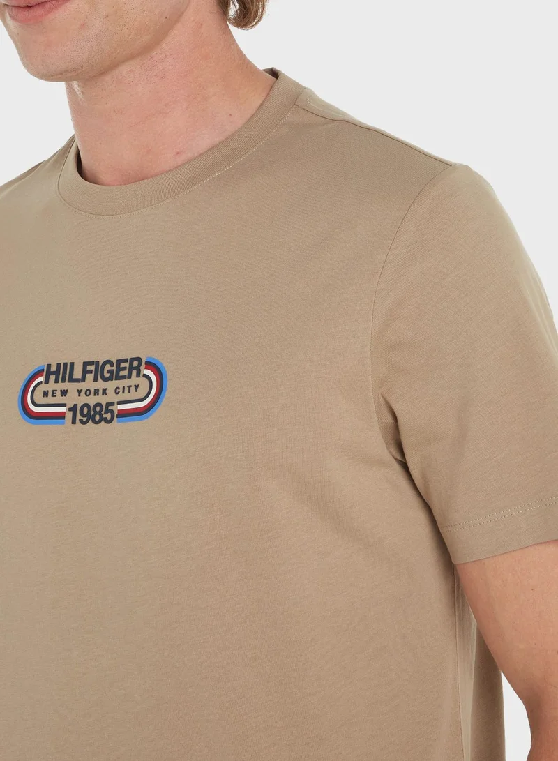 TOMMY HILFIGER Track Graphic T-Shirt