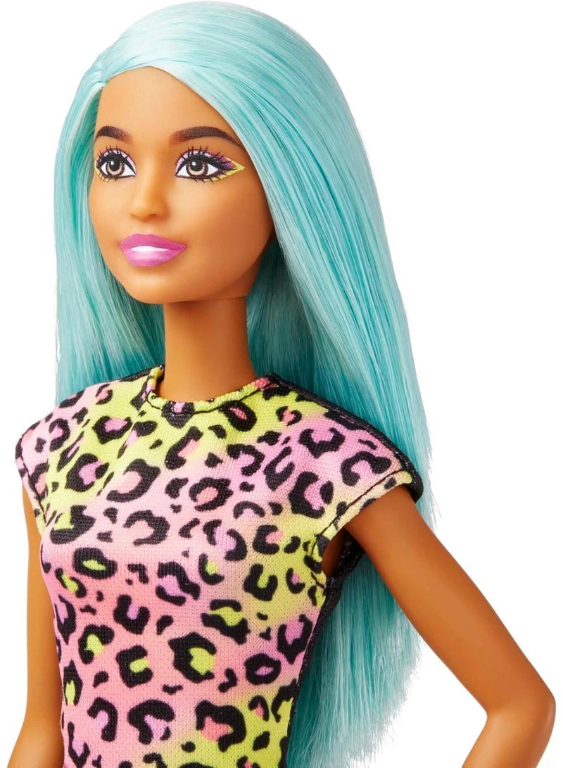 Barbie Makeup Artist Doll with Teal Hair and Career-Themed Accessories Like Palette and Brush - Image 3