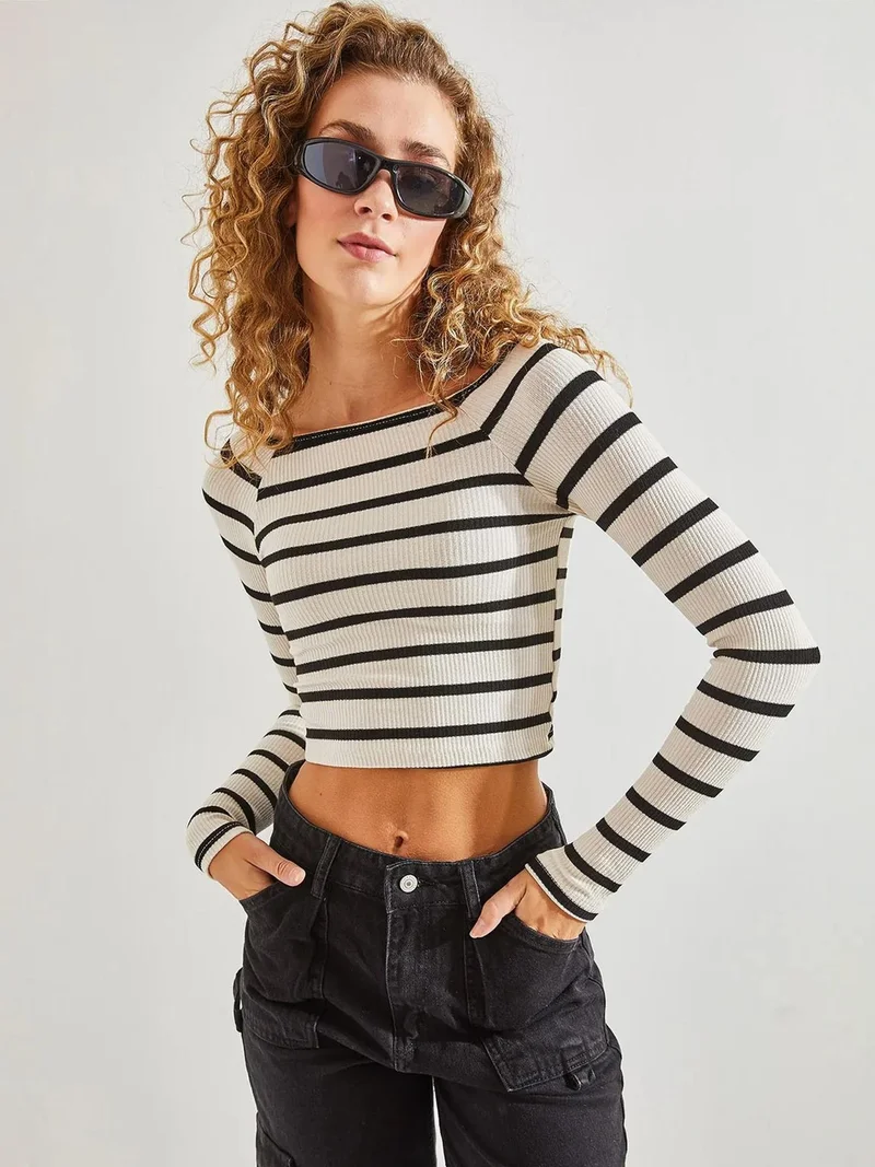 بيانكو لوتشي بلوزة قصيرة مخططة أساسية من لوتشي