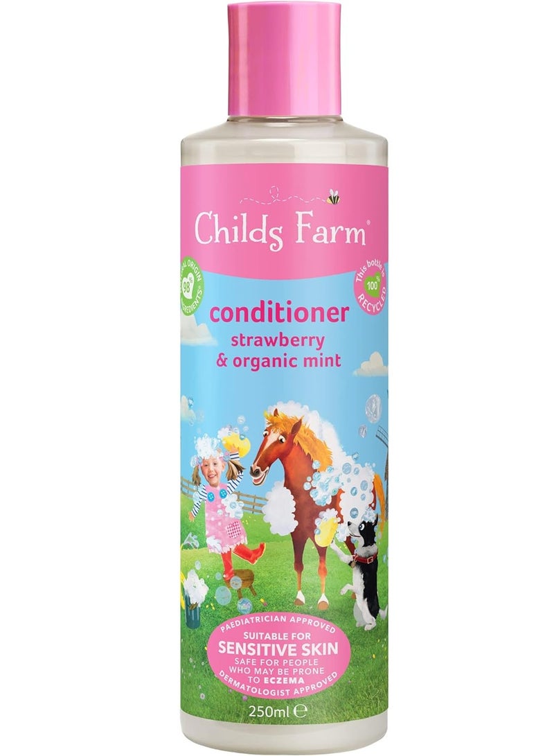 Childs Farm Strawberry & Organic Mint Conditioner 250 ML - Image 1