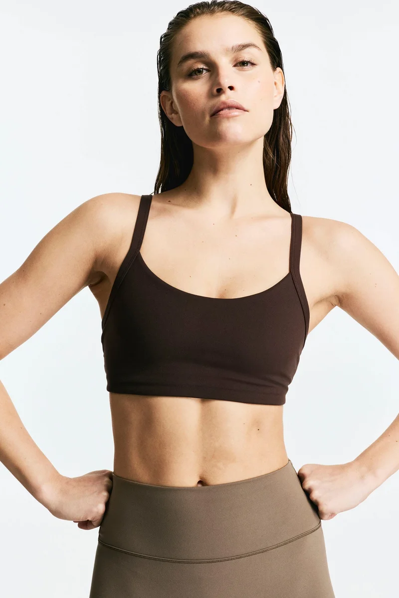 H&M Medium Support Sports bra in SoftMove™