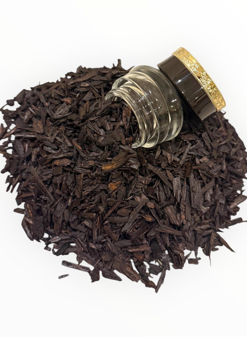 الاثَر عود والعطور عود أزرق - بخور عود فاخر، عبوة ١٢ غرام | رائحة العنبر والمسك الغنية | رقائق عود داكنة فاخرة برائحة تدوم طويلاً | الأثر - Image 1