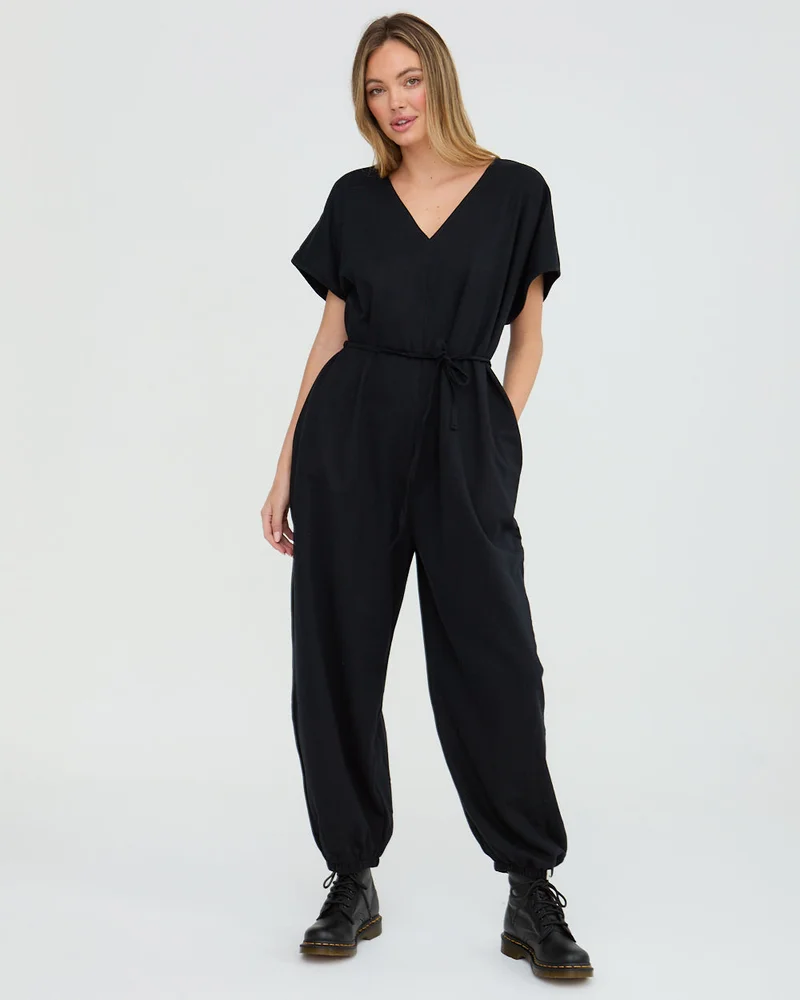 ترتلدوف لندن Rita Black Tie Waist Jumpsuit