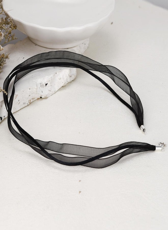 ايرافيدا قلادة شوكر أنيقة ومتعددة الاستخدامات من AeraVida، مصنوعة من شريط حريري أسود مزدوج مع مشبك من الفضة الإسترليني عيار 925 - Image 2