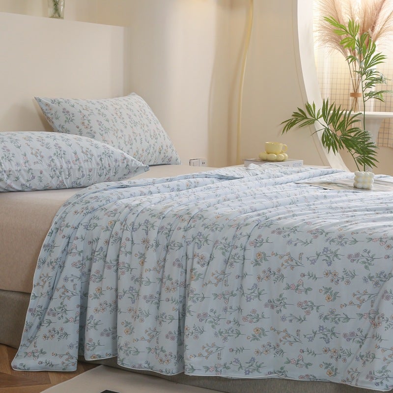 Class A Cool Silk Ice Cream Summer Cool Quilt Air Conditioning Quilt Summer Quilt Washable Machine Washable Summer Ice Silk Thin Quilt - Image 1