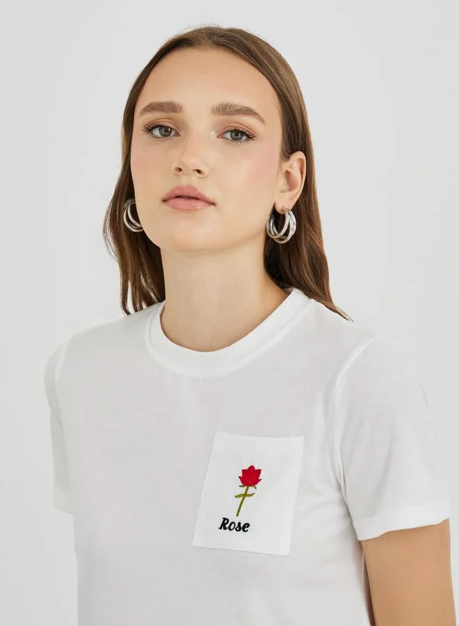 Take Two Take Two Embroidered Round Neck T-Shirt with Pockets