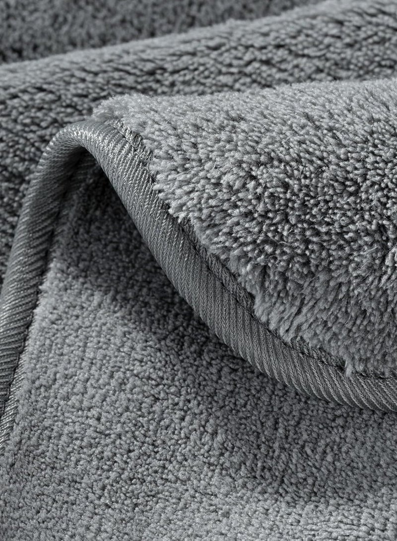 تشو داي Piece Microfiber Bath Towel 70 * 140cm ، ناعمة ، متينة ، فائقة الامتصاص وسريعة الجفاف ، رمادي  - Image 2