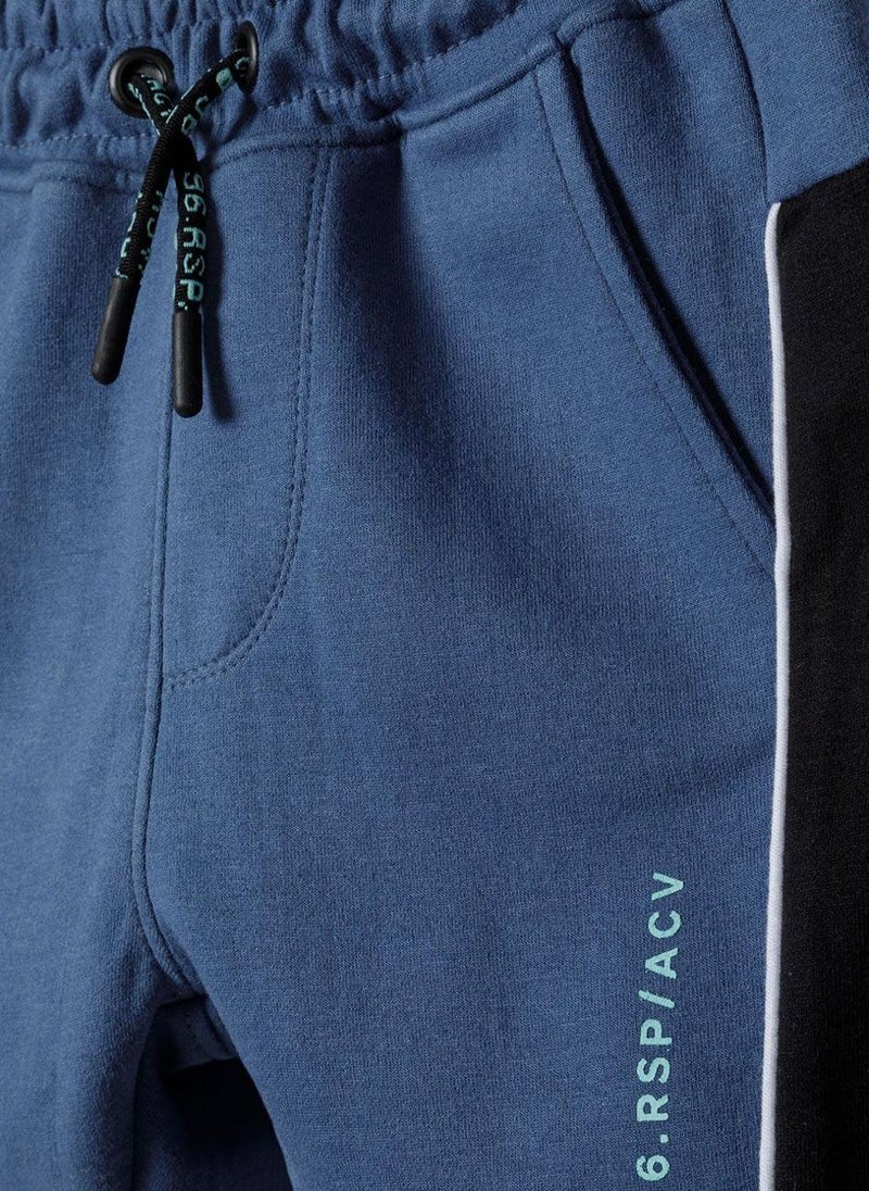 مينوتي شورت رياضي أولادي من الجيرسيه بخطوط جانبية - Image 4