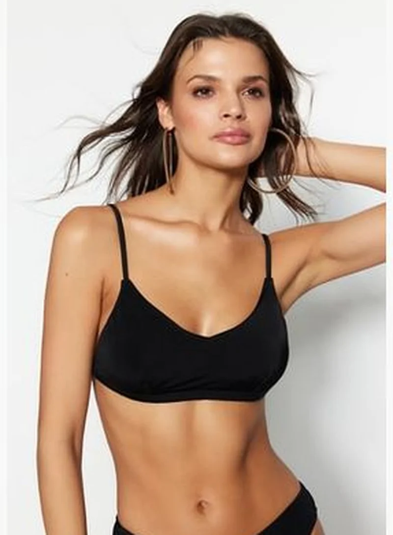 trendyol Black Bralette Bikini Top TBESS21BU0104