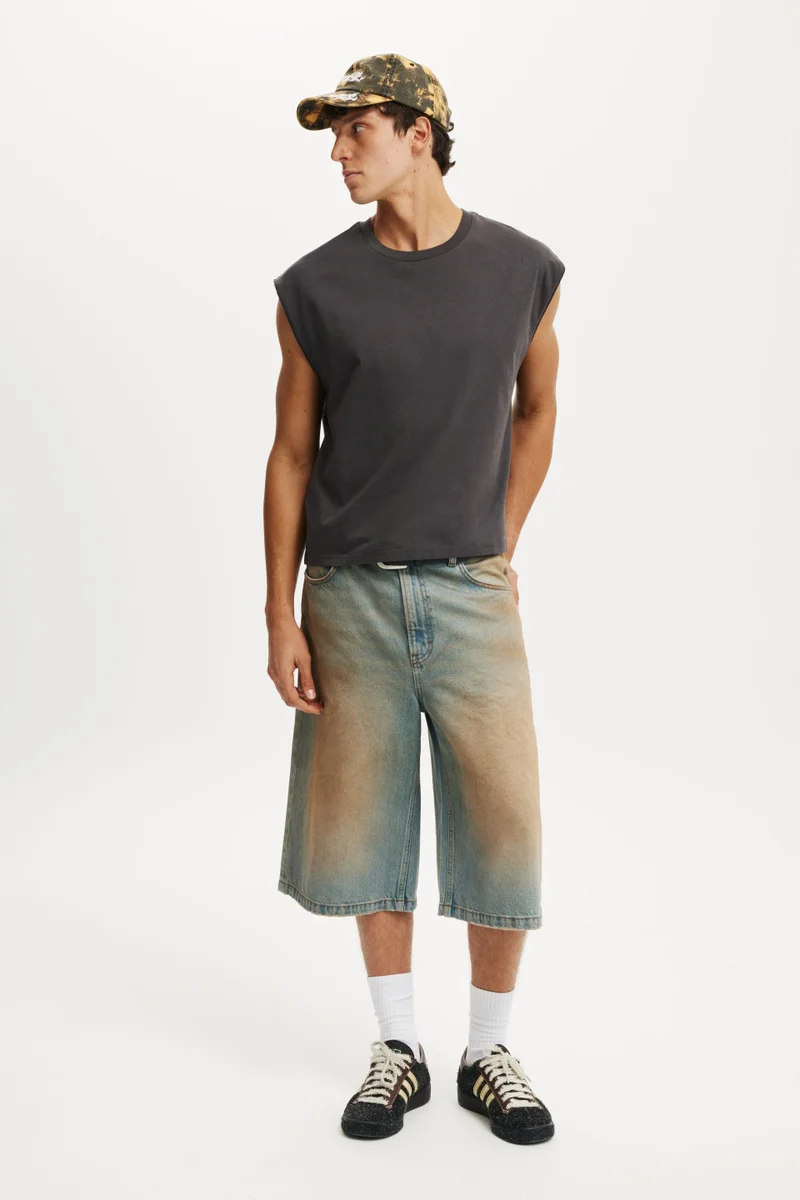 Cotton On CROPPED FIT MUSCLE