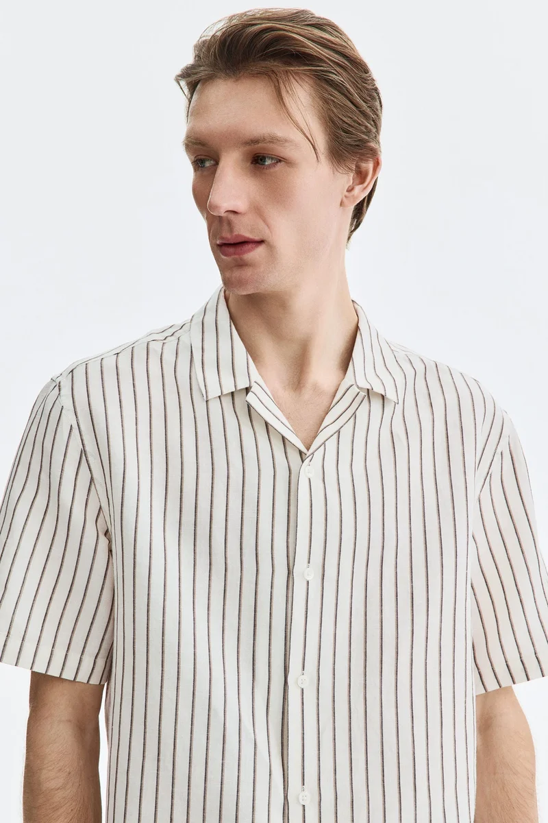 H&M Relaxed Fit Linen-blend resort shirt