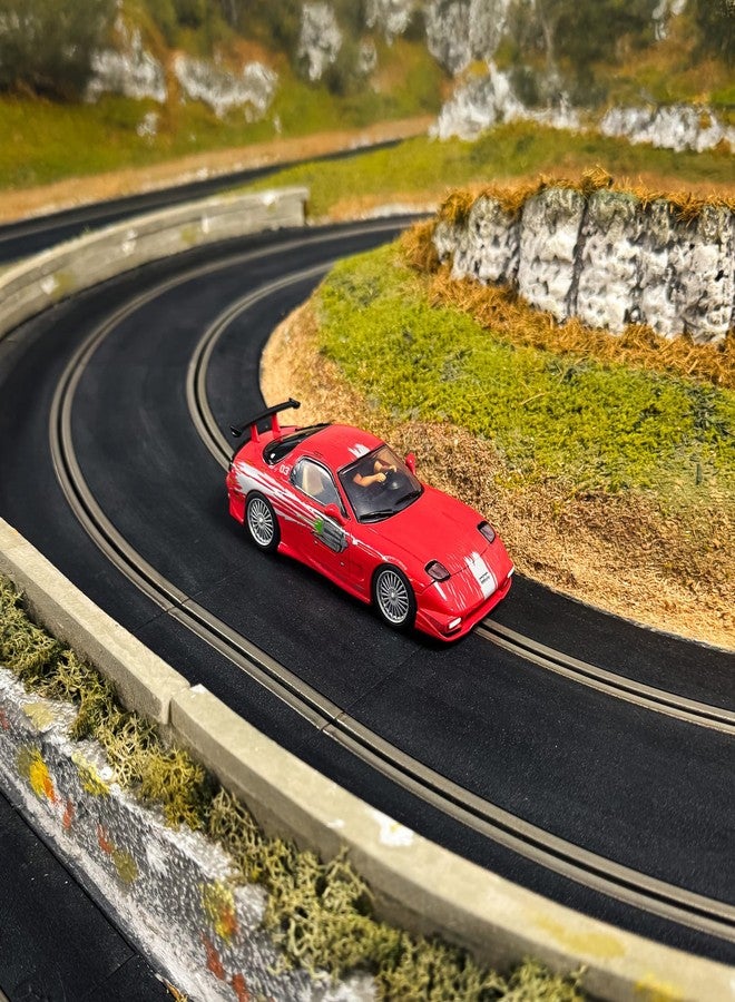 سكيليكستريك سيارة سباق Scalextric C4592 The Fast and The Furious - Mazda RX7 - Dom Toretto - سيارة سباق مصغرة للاستخدام مع مضامير السباق ومجموعة كاملة - أفكار هدايا للأطفال والكبار، ملحقات Scalextric - Image 3