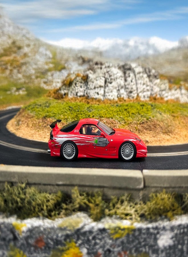 سكيليكستريك سيارة سباق Scalextric C4592 The Fast and The Furious - Mazda RX7 - Dom Toretto - سيارة سباق مصغرة للاستخدام مع مضامير السباق ومجموعة كاملة - أفكار هدايا للأطفال والكبار، ملحقات Scalextric - Image 4