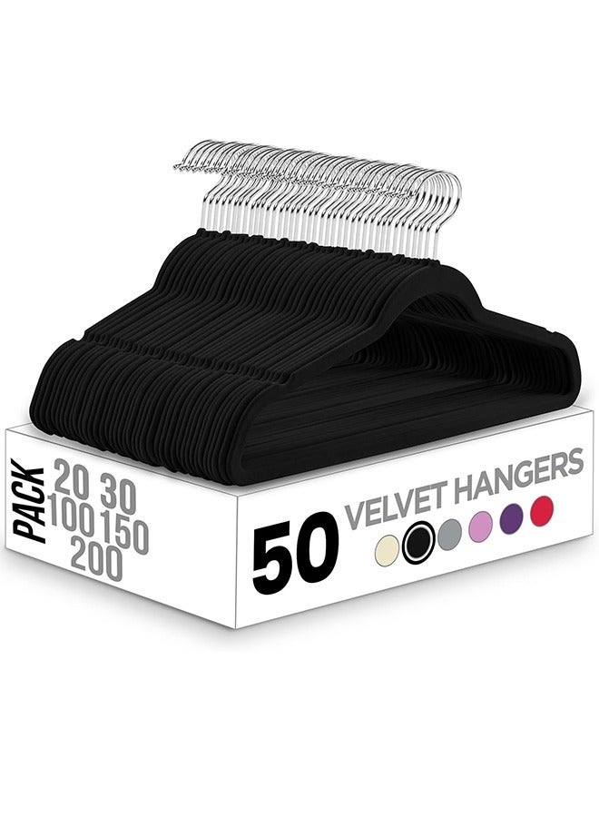 شماعات ملابس مخملية شماعات بدلات متينة شماعات بألوان زاهية شماعات معاطف خفيفة الوزن وموفرة للمساحة للخزانة، 50 قطعة، أسود - Image 1