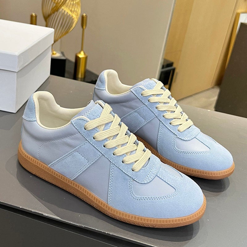 2024 Internet Celebrity Classic Men And Women Couple Moral Training Shoes Casual Sneakers High Quality Retro Sports White Shoes - Image 1