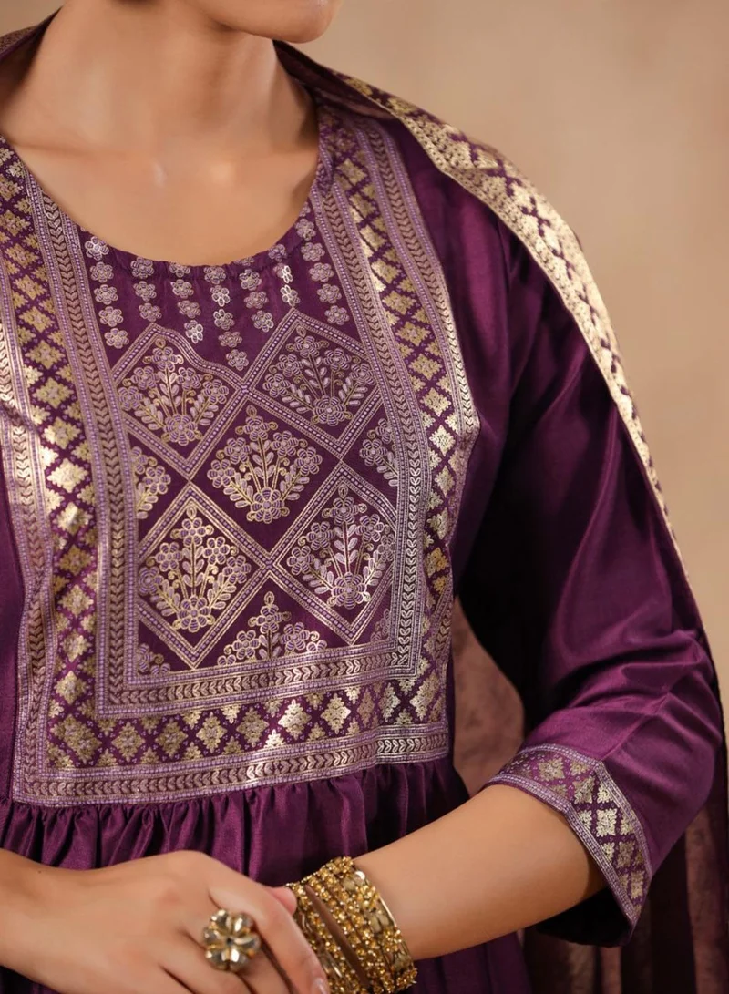 آي شين Women'S Wine Polyester Blend Self Design Full Length Palazzo Kurta Set