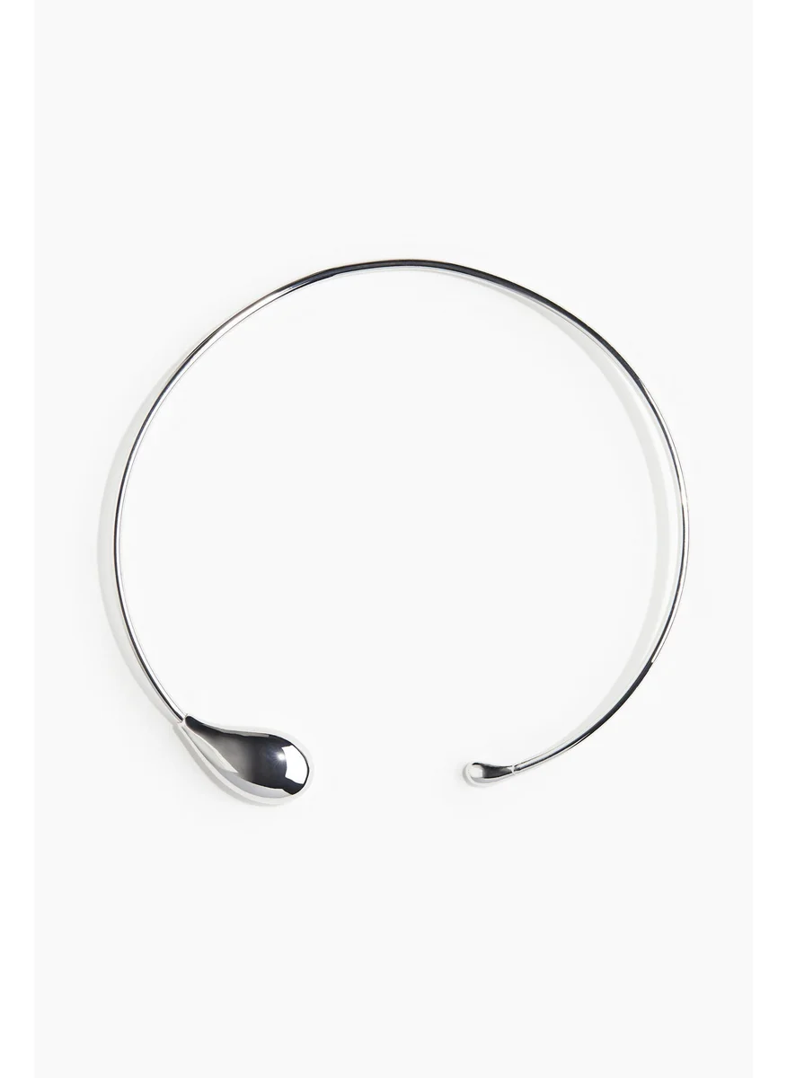 H&M Rigid Necklace